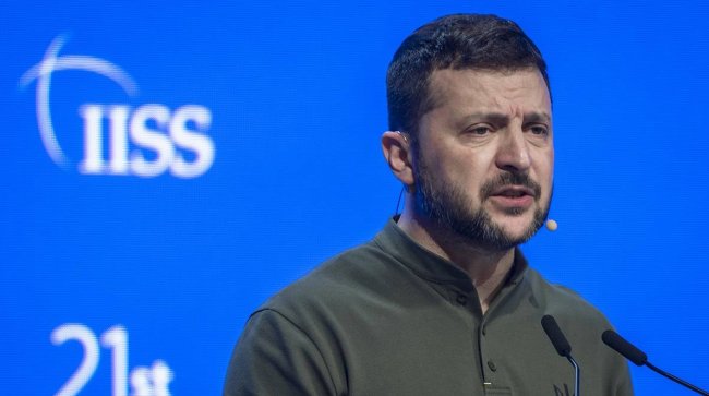 Скалик: Зеленского нужно лишить ордена Белого орла, он позорит его - «Новости»