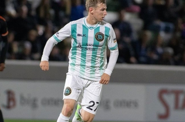 Фейк «Вестей»: российского футболиста отстранили от игр в американском клубе из-за неподдержки BLM - «Антифейк»