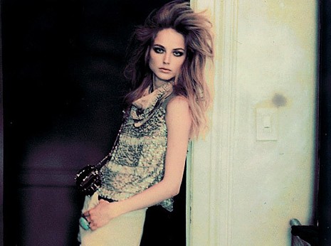 «Помню только, что я лежу на полу зала и плачу — и плачут рядом». Как бизнес-тренинги превращают людей в сектантов - «Исповедь»