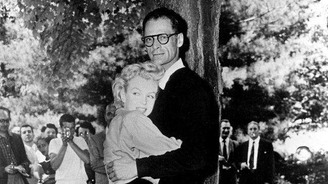 Красота на интеллект. Свадьба Мэрилин Монро и Артура Миллера - «Религия»