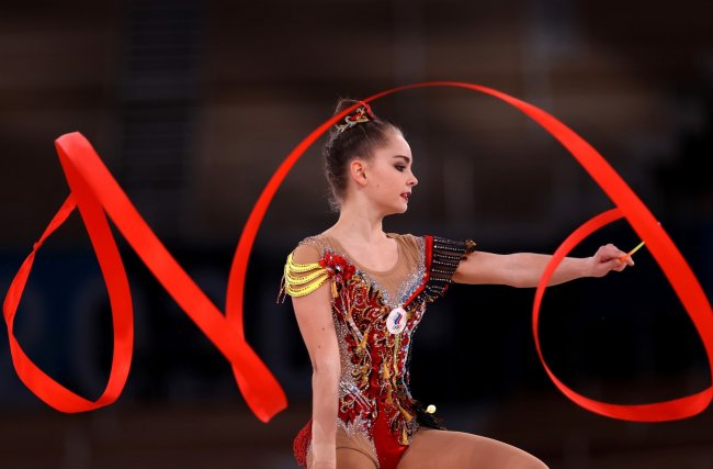 «Русофобская война», «гады» и «художественное свинство»: что на самом деле произошло на олимпийском гимнастическом турнире - «Антифейк»