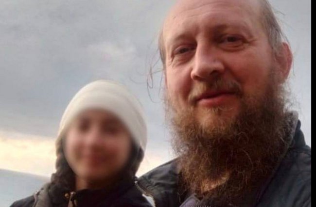 «Ты вышла из подчинения родителей и вошла в подчинение ко мне». Как священник-педофил совратил малолетнюю и остался безнаказанным - «Общество»