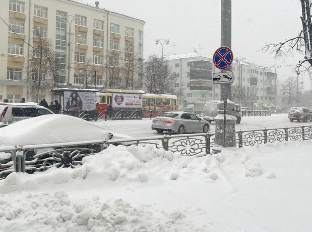 Власти Екатеринбурга предложили новый способ борьбы со снегом - «Новости России»
